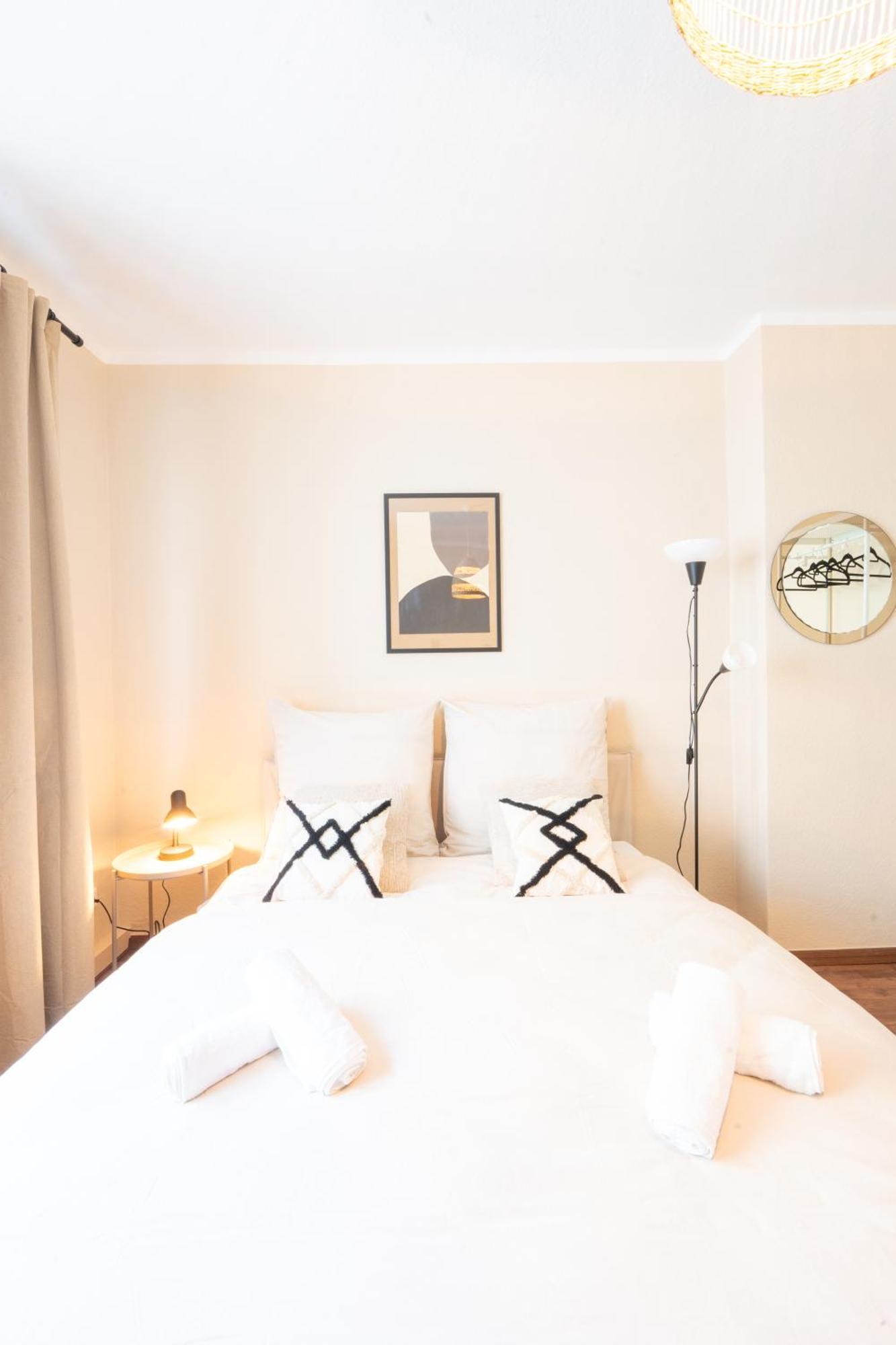-Super Zentrales Zimmer- Direkt An Der Lutter! Bielefeld Kültér fotó