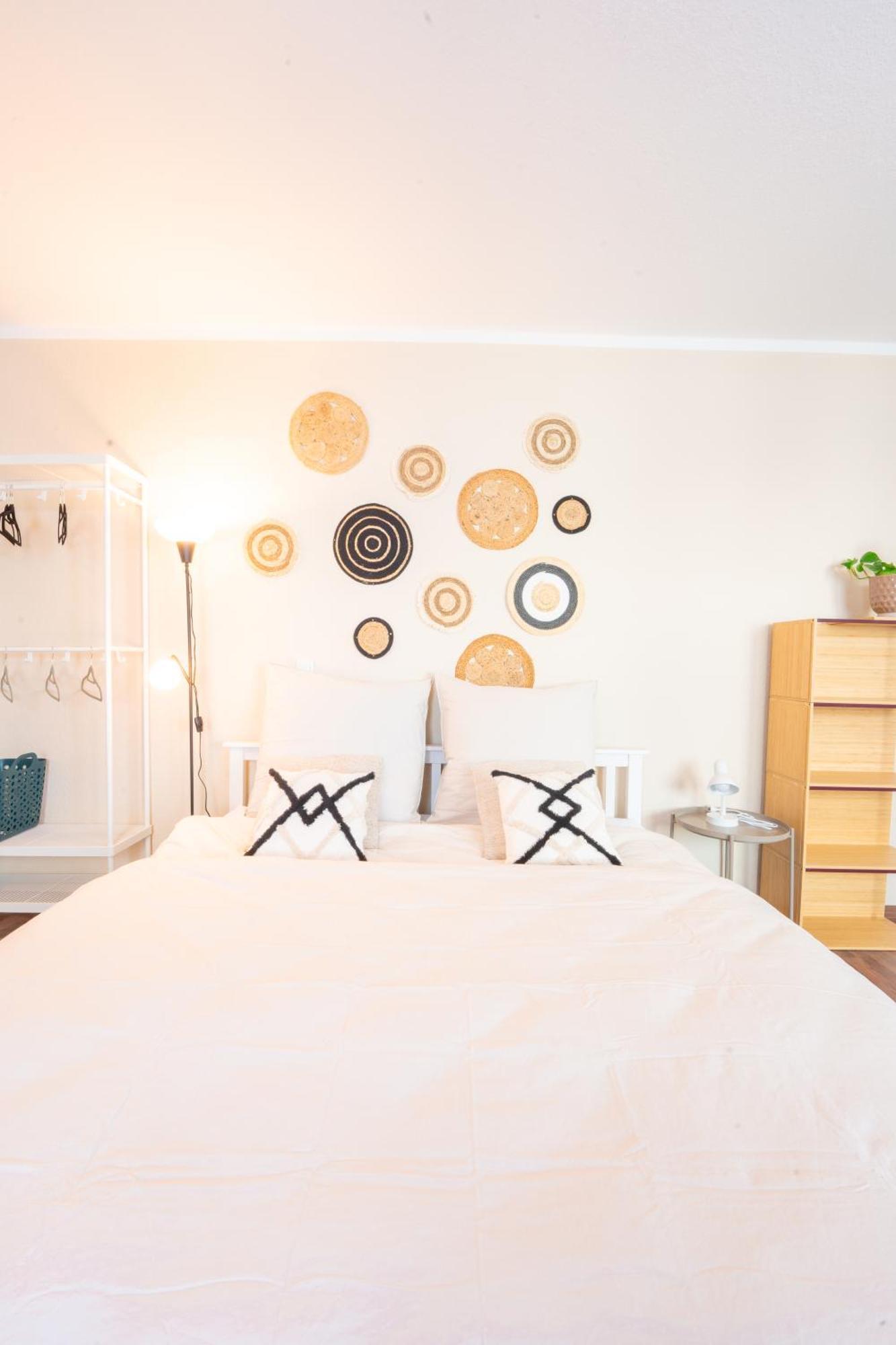 -Super Zentrales Zimmer- Direkt An Der Lutter! Bielefeld Kültér fotó